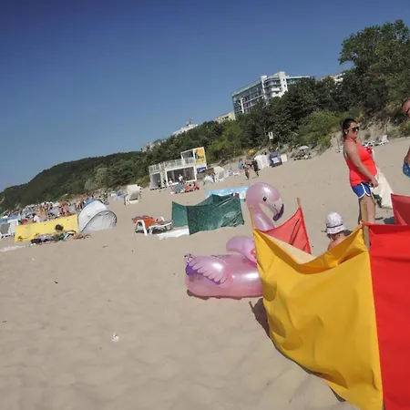 In Near Baltic Sea Promenade Σπίτι διακοπών Dziwnów